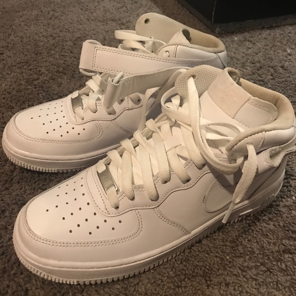 Air Force 1 Mid top
